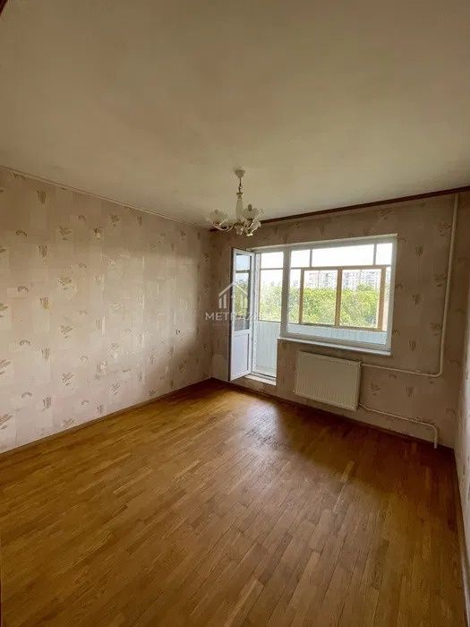 Продам 2х кв.ул.Нескорених, м.Героев труда,Салтовка, 607 м/р,е-відновл