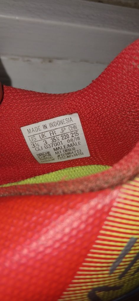 Копочки дитячі adidas 35 розмір