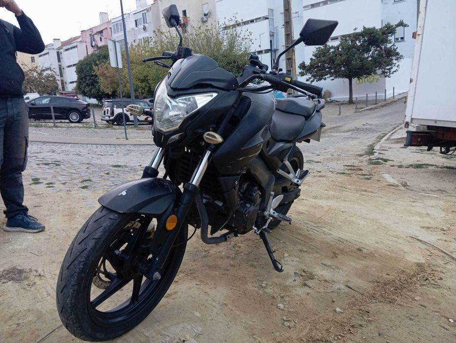 Riya  Xtron  125