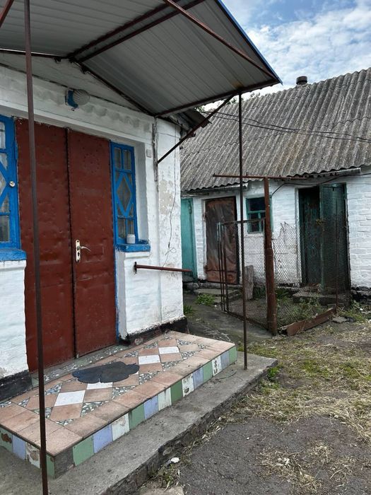 Будинок Рокитне центр