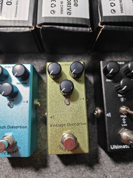 Педалі Ефектів Distortion, Overdrive, Delay, Chorus