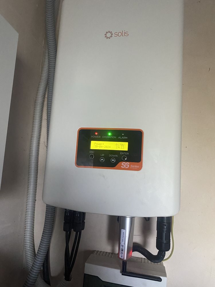 Solis inverter s6-gr1p5k