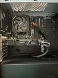 Komputer uzywany glownie do gier r5 5600 gtx1070 16 gb ram 750 w zasil