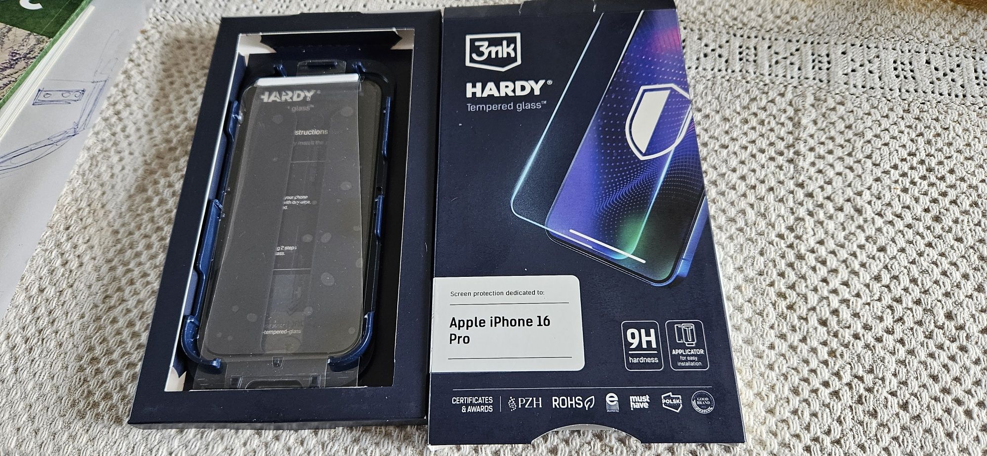 szkło na ekran iPhone 16 pro
