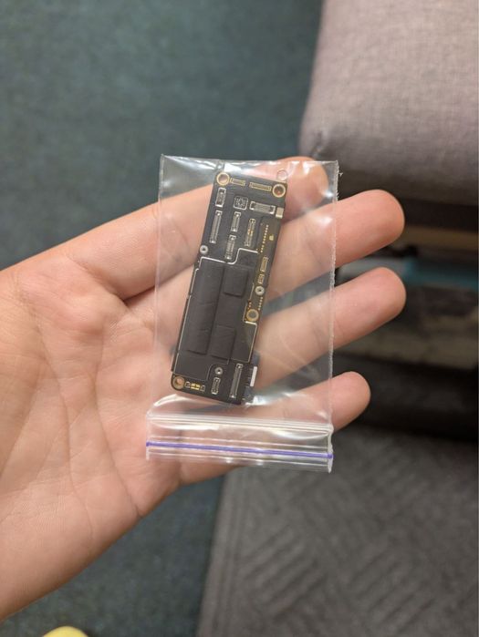 Iphone 16 pro 256 gb плата