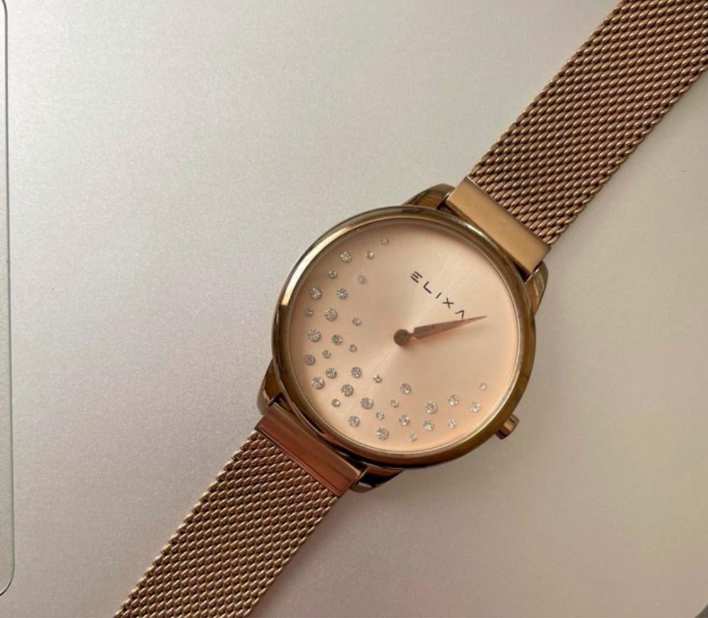 Zegarek Elixa kolor różowe złoto