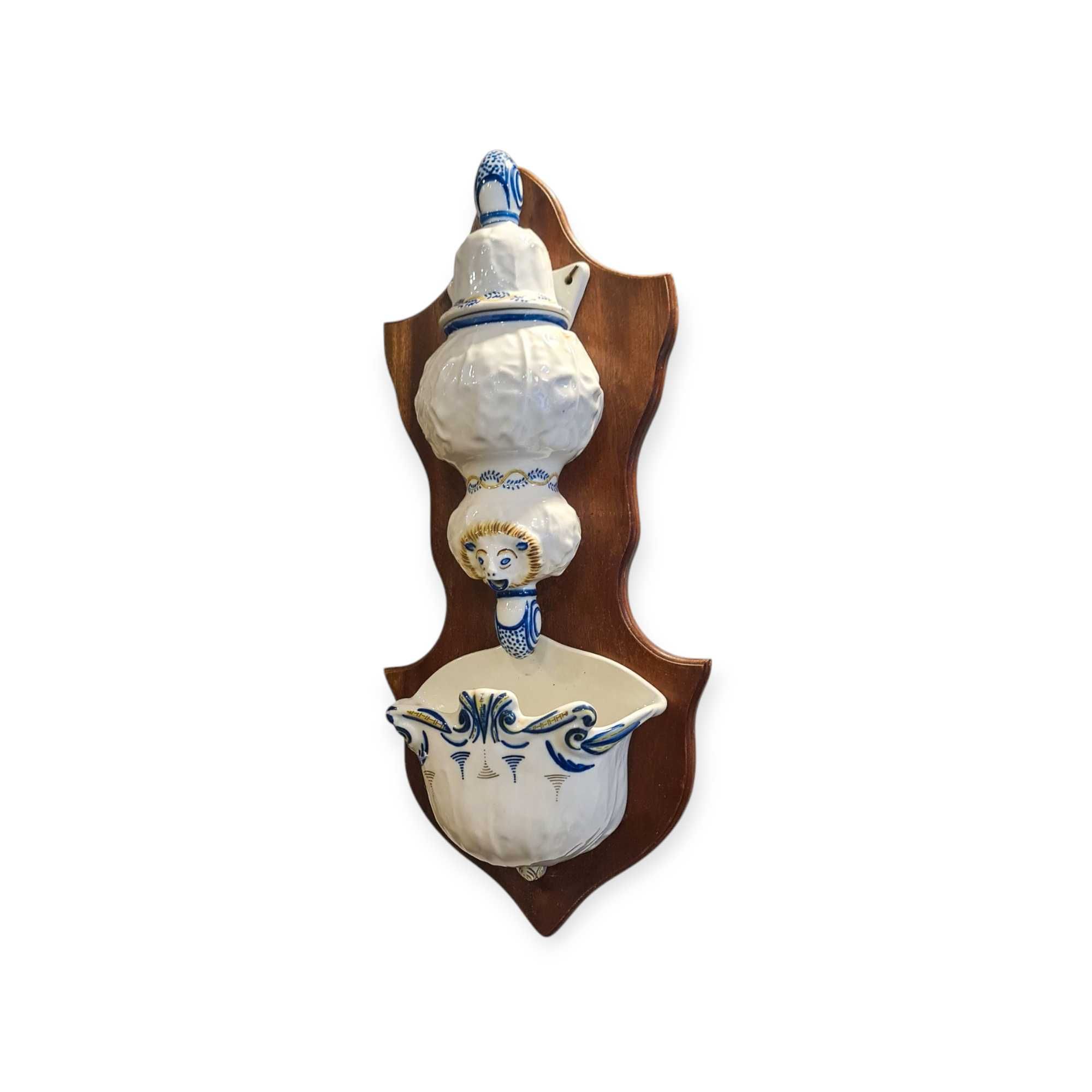 Fonte Parede Louça de Viana – Peça Decorativa Rara e Exclusiva