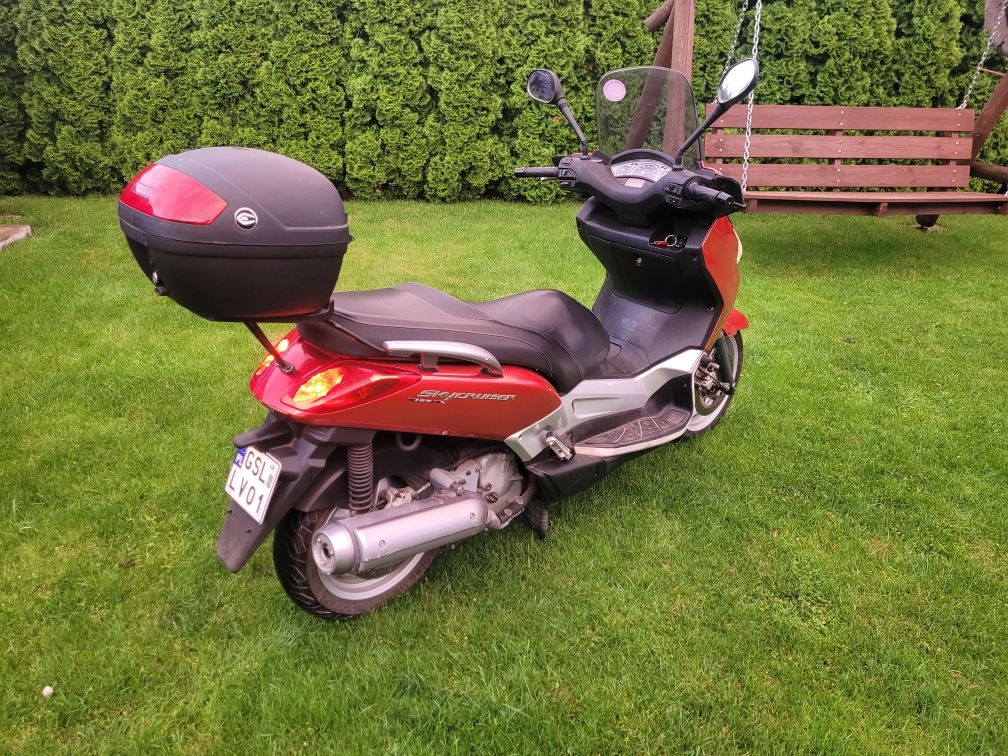 Skuter MBK YP125R - Yamaha Skycruiser