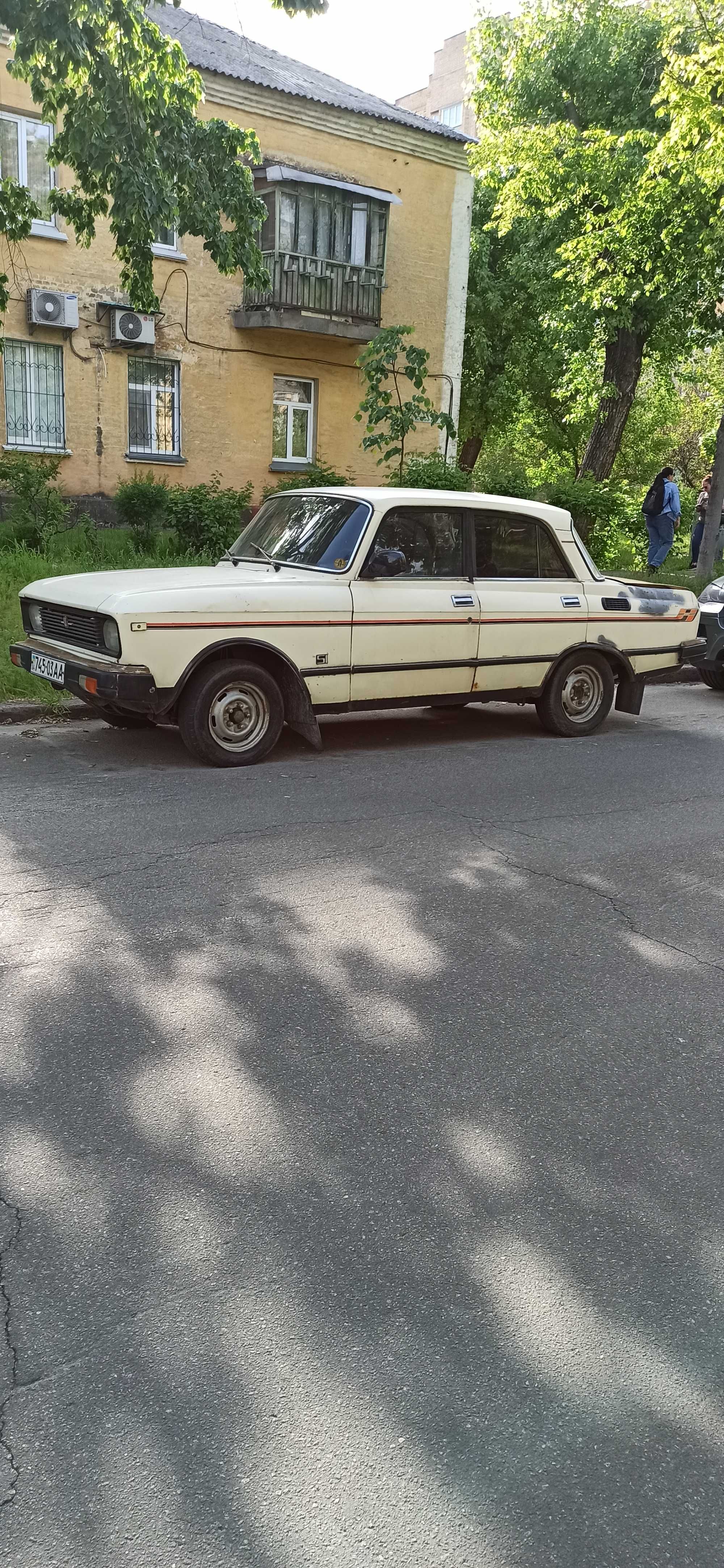 Продам Москвич 2140 SL