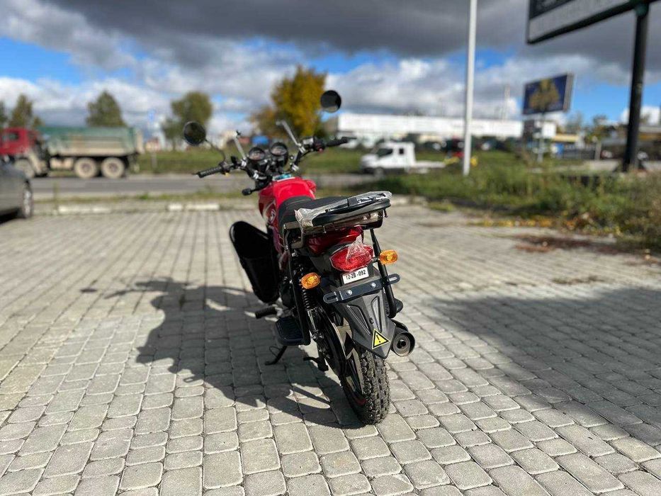 Мотоцикл SPARK SP125C-2AMW