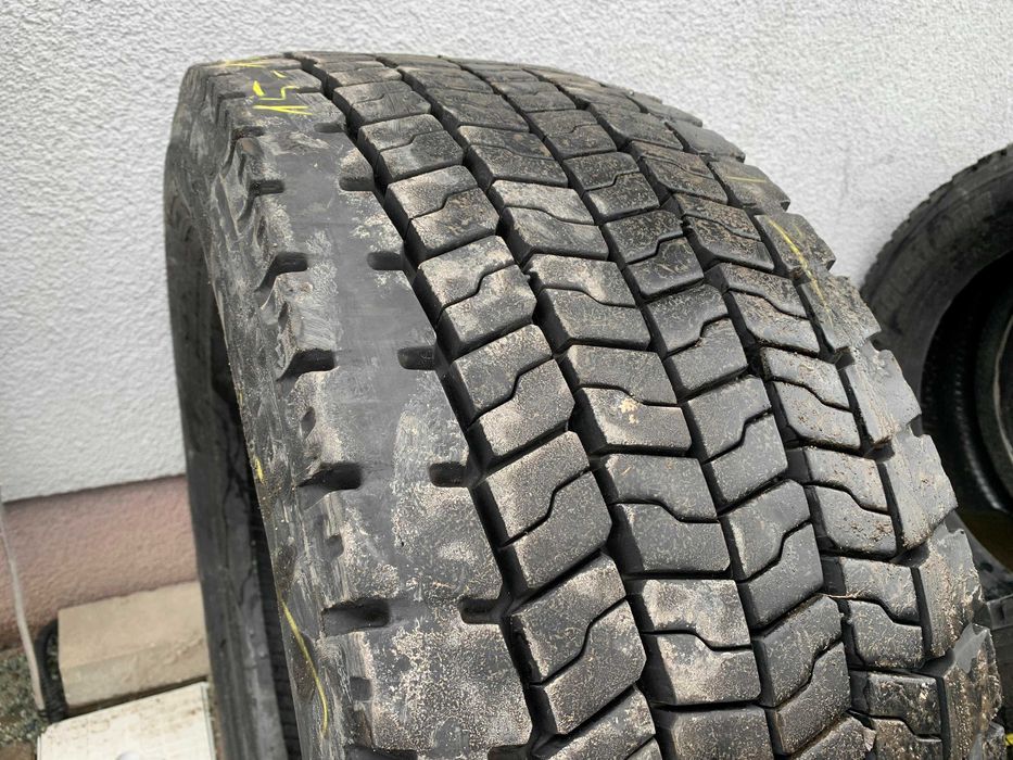 315/45R22.5 OPONY Bridgestone M749 Napęd 15-17mm M 749