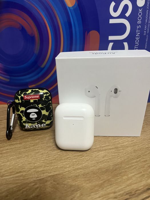 Продам наушники AirPods 2