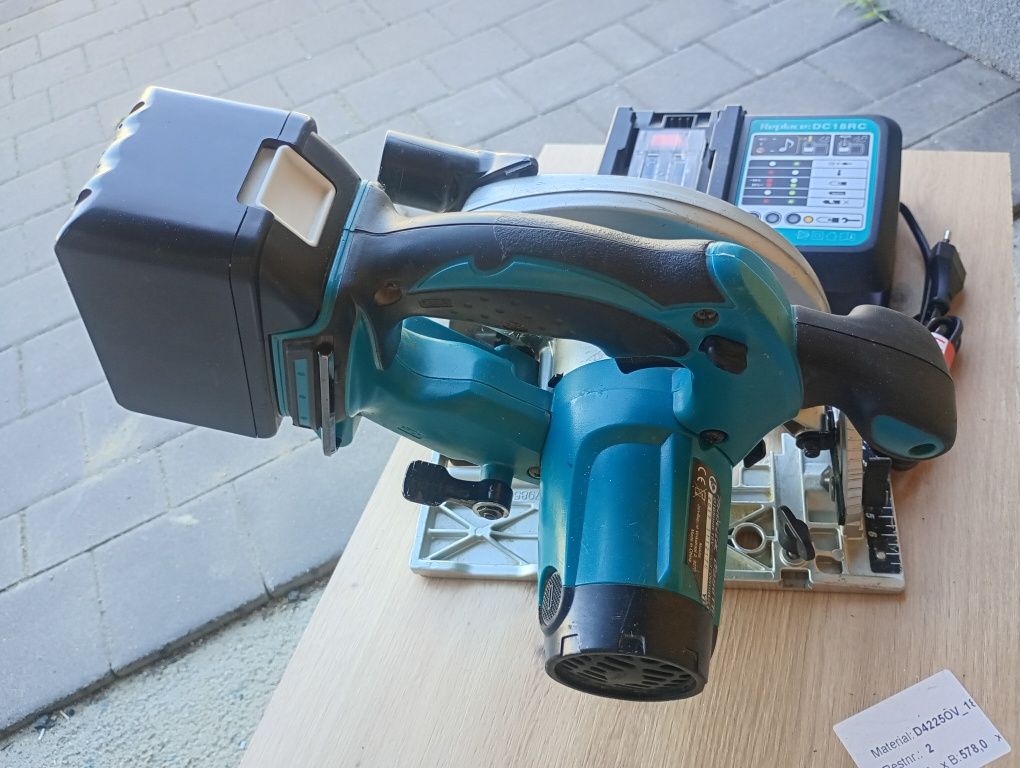 Pilarka Makita DSS611