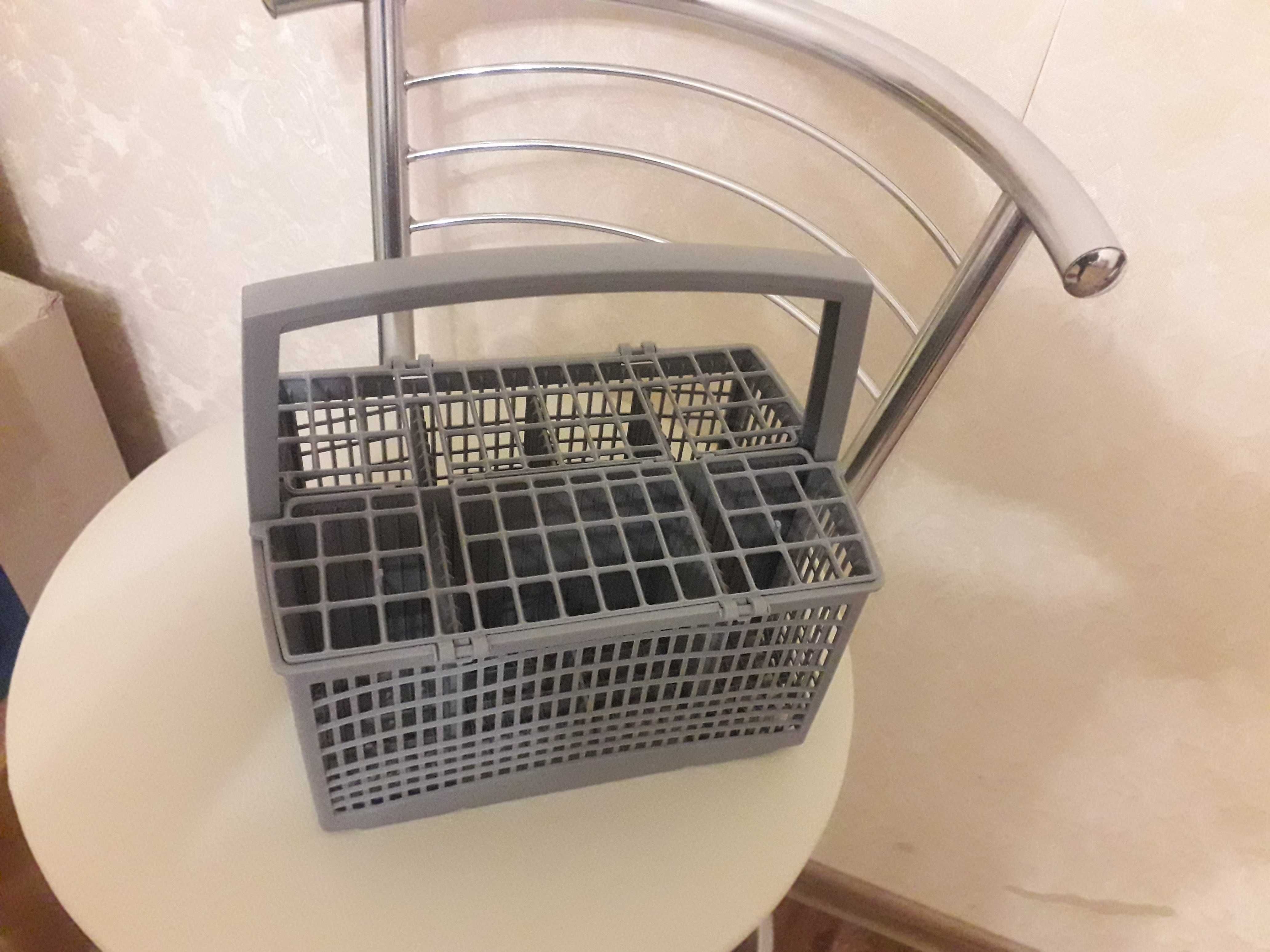 Корзина столових приборів для посудомийної машини Bosch 150x120x230mm