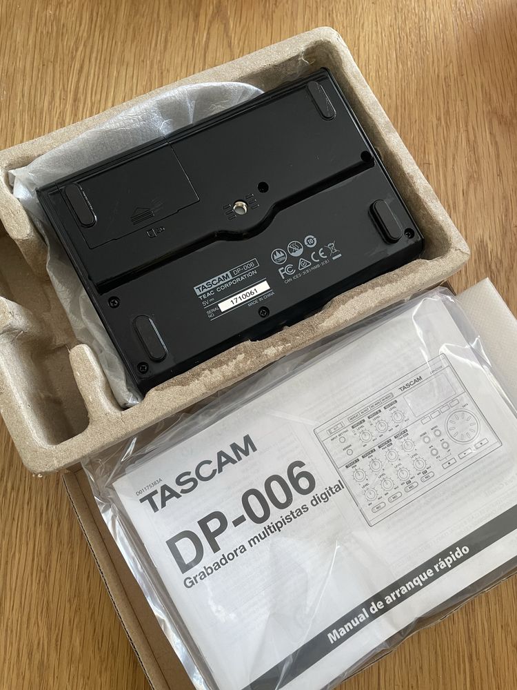 Tascam DP-006 – rejestrator cyfrowe 6-torowe studio kieszonkowe