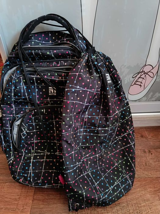 Продам рюкзак з сумкою для спортивного одягу. Фірми KITE.