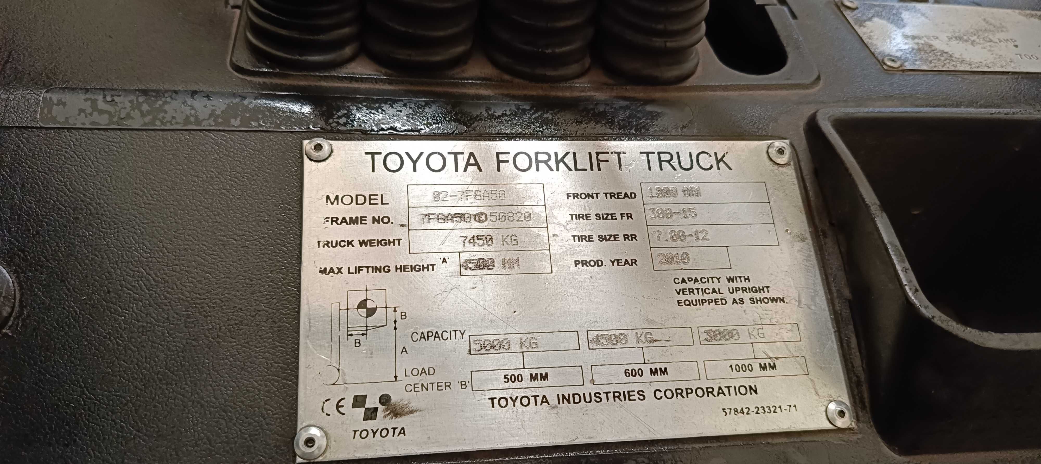 Wózek widłowy TOYOTA 02-7FGA50 LPG Udżwig 5 ton,triplex 2010 r.