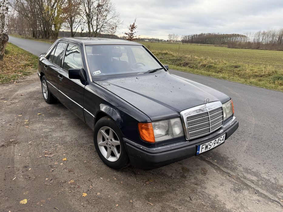 Mercedes w124 230e