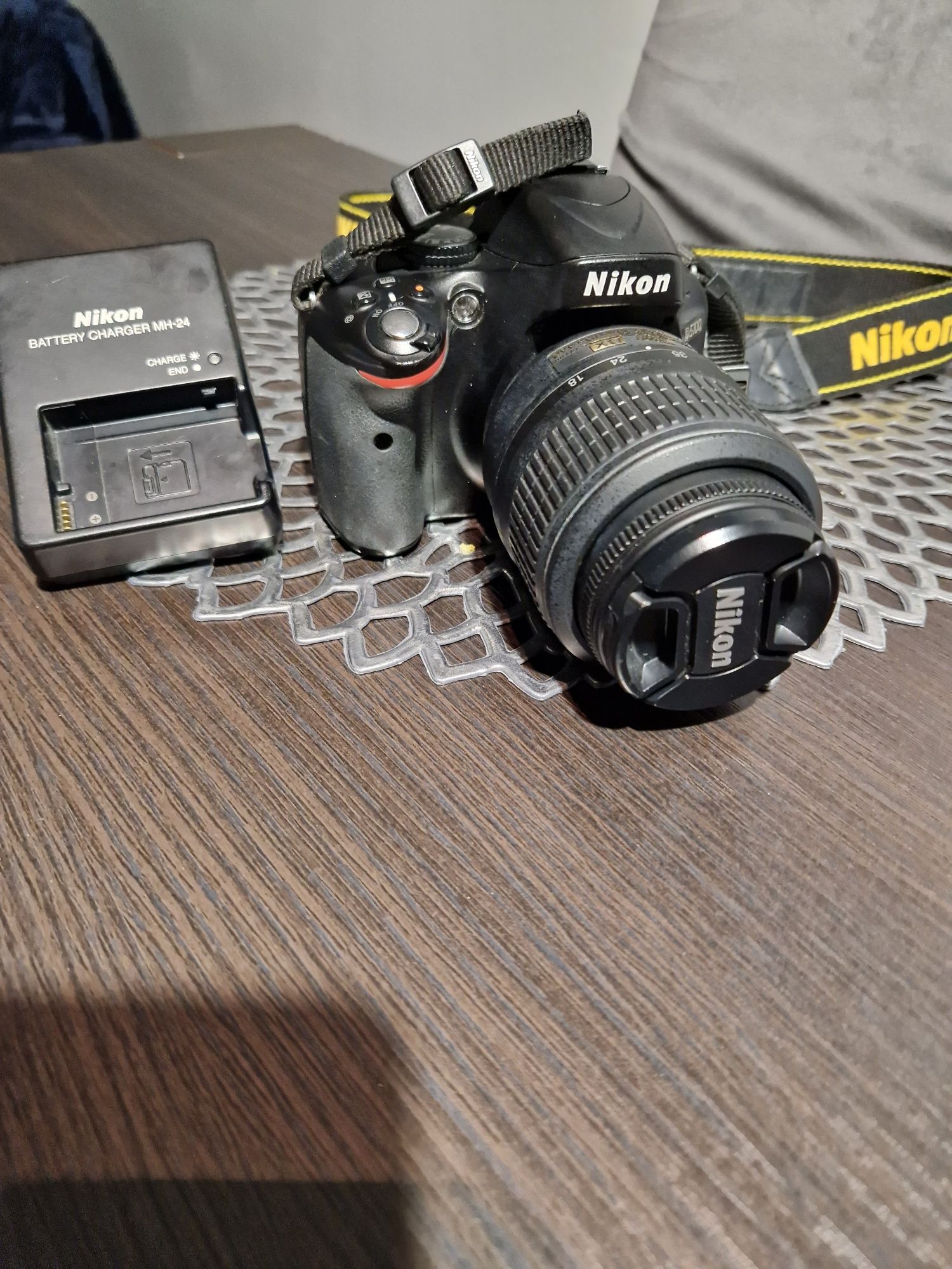 Aparat Nikion D5100 plus  obiektyw