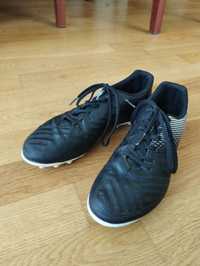 Buty korki piłkarskie Kipsta Decathlon 40 czarne na piłkę