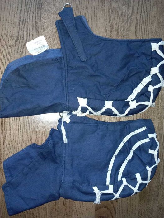 Спецодяг,підшоломник ,рукавиці ,фуфайка