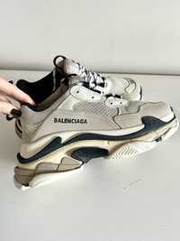 Balenciaga triple s BEIGE