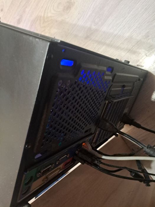 Witam zamienię vsetta 8 i komputer za crossa