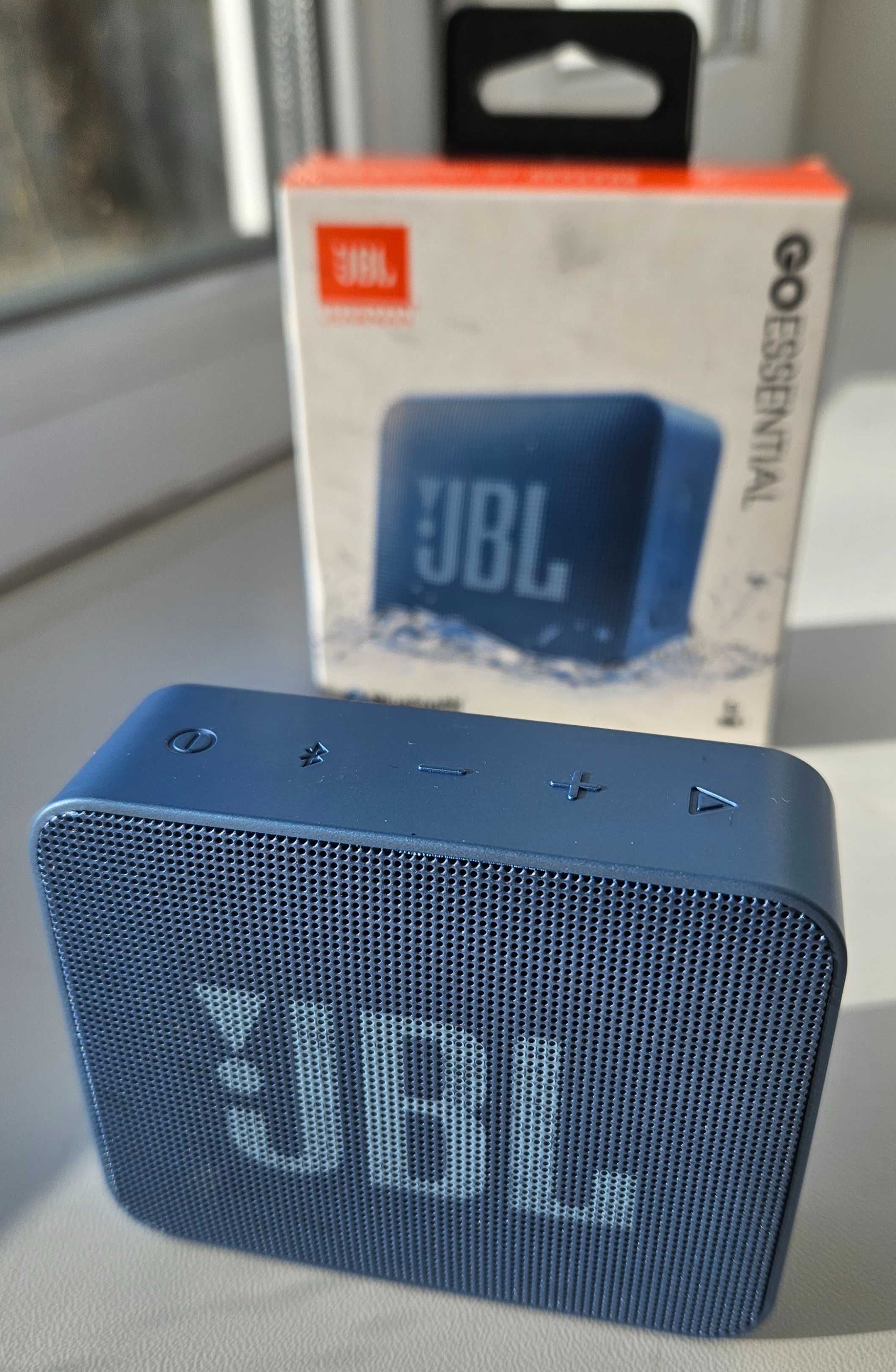 Акустична система (Bluetooth колонку) JBL Go Essential Blue