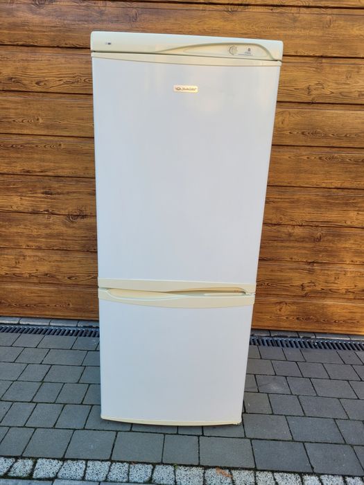 Lodówka POLAR 146  cm x 60 cm 100% SPRAWNA dowóz 30km. GRATIS