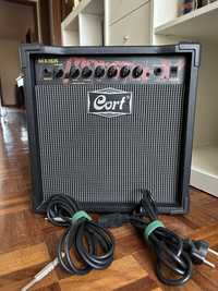 Coluna com Amplificador para guitarra elétrica marca Cort