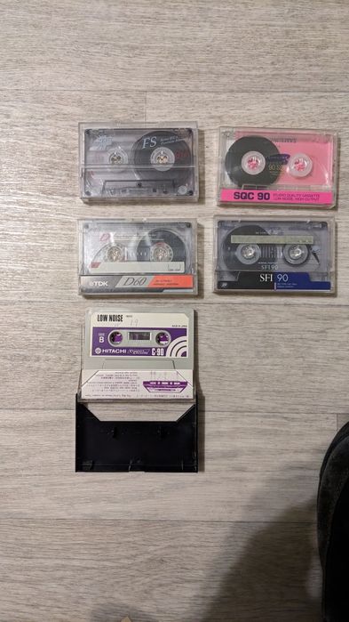 Аудіокасети TDK, Hitachi, SFI та інші