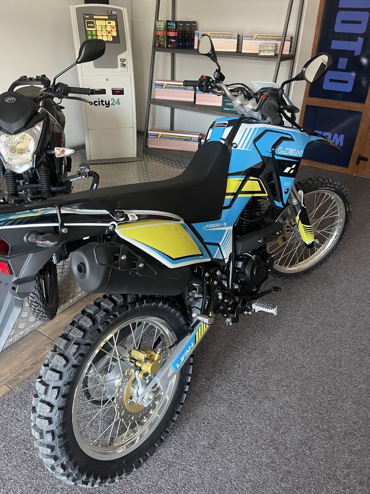 Новинка 2024 ХІТ продажу у США LIFAN KPX 250 enduro