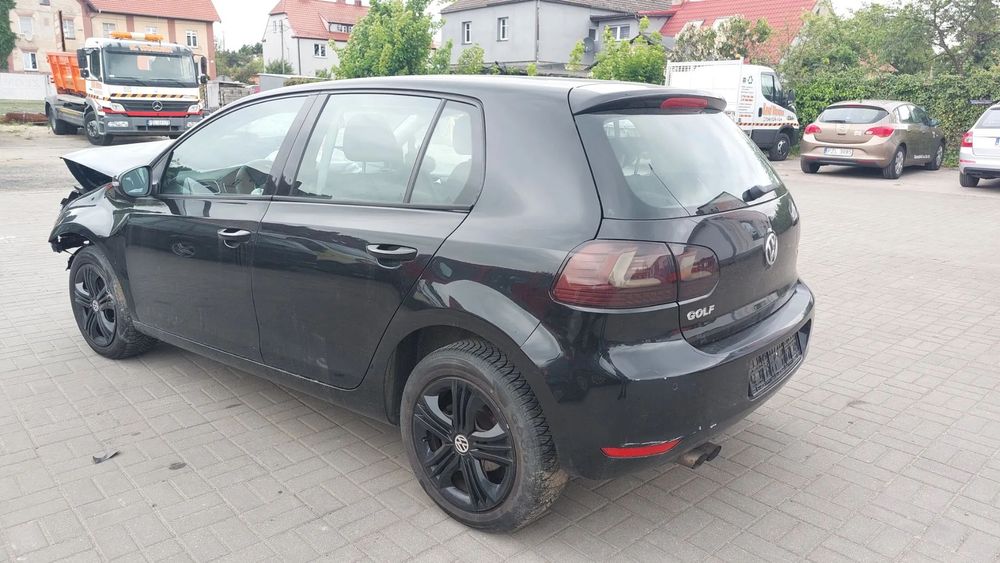 VW GOLF VI 6 NA CZĘŚCI drzwi szyby klapa lampa zderzak tył fotel radio zawieszenie silnik TSI