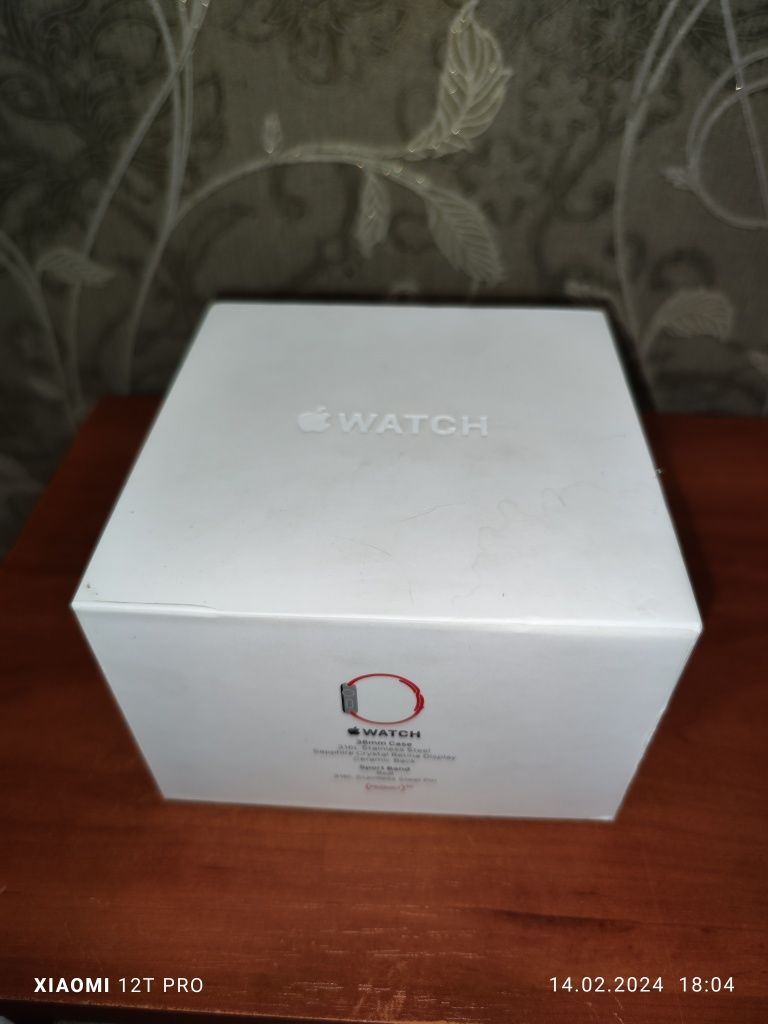 Продам коробка от Apple Watch