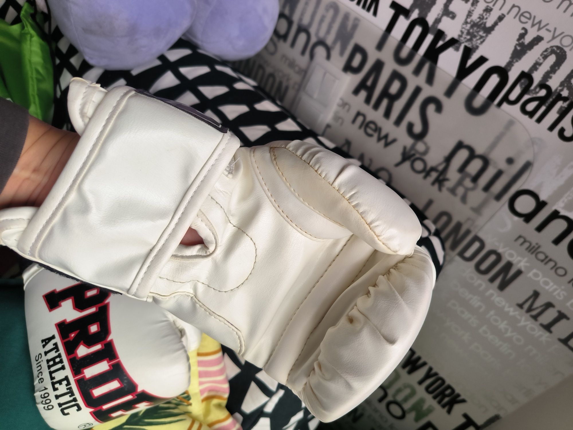 Luvas de Muay Thai Feminina Pride + 2 bandagens Decathlon