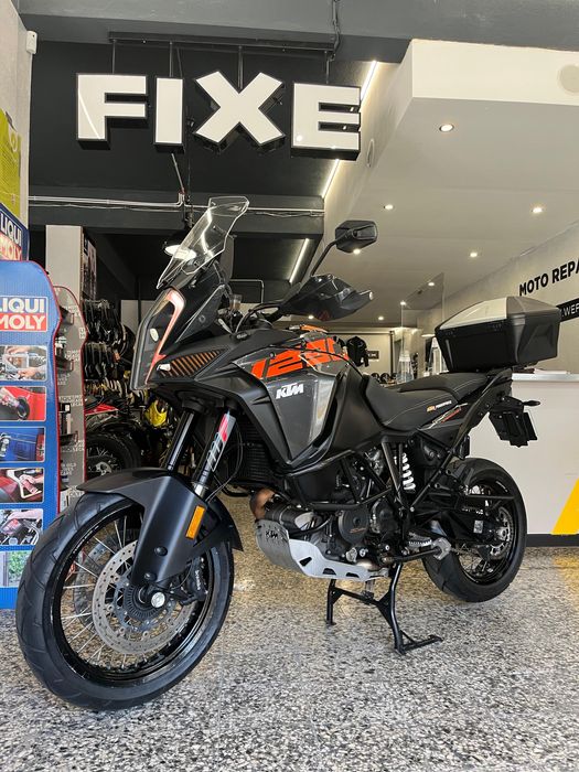 KTM 1290 Super Adventure S optima Top Case Escape Leo Vince Crash-Bars