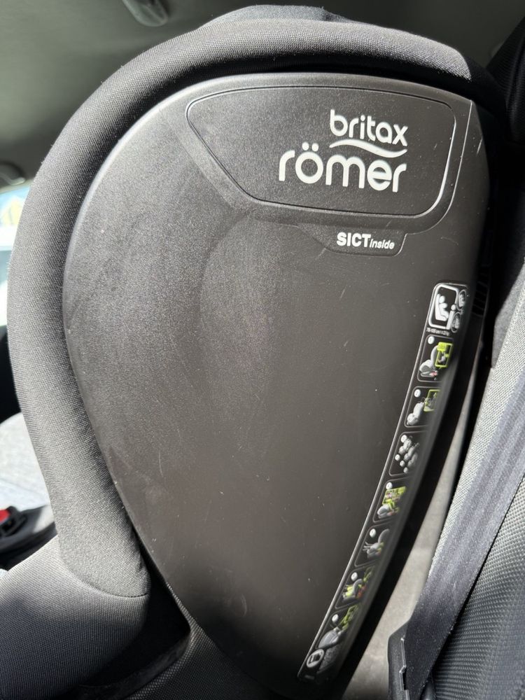 Автокрісло Britax-Romer Trifix 2 i-Size