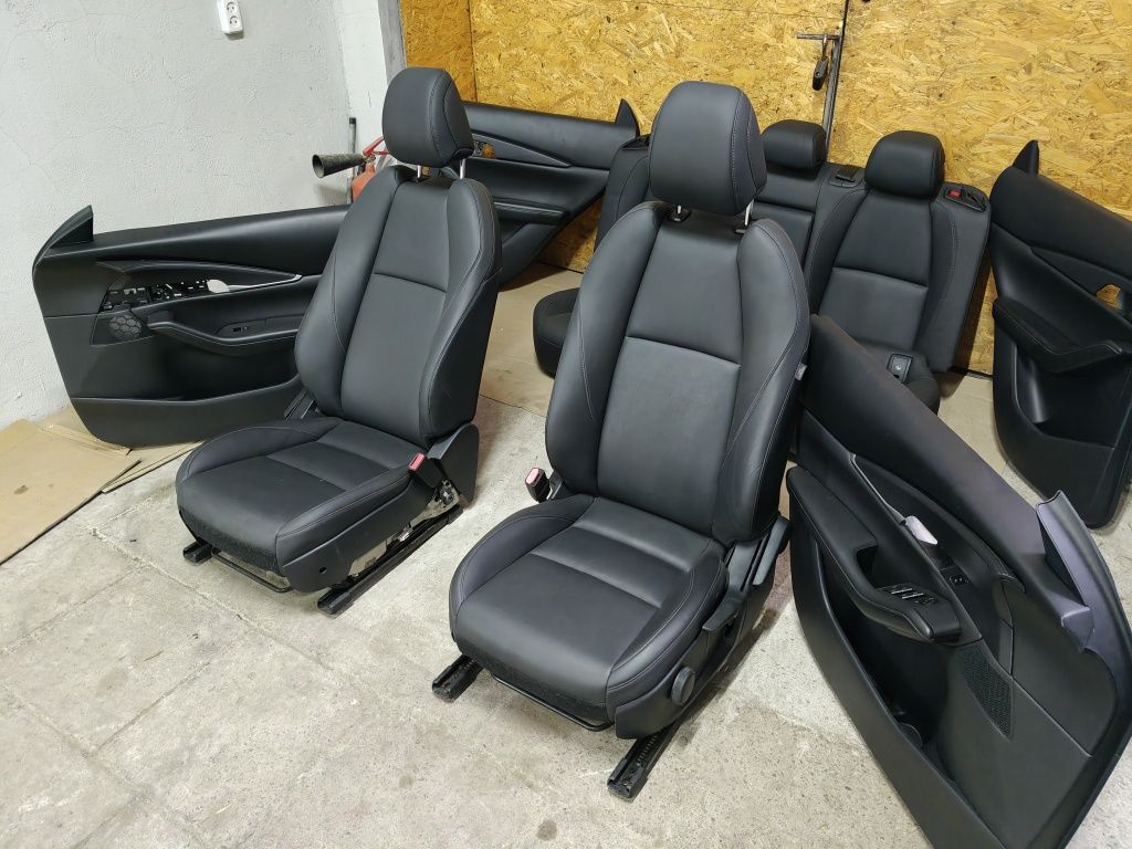 Салон сидения Mazda  CX30