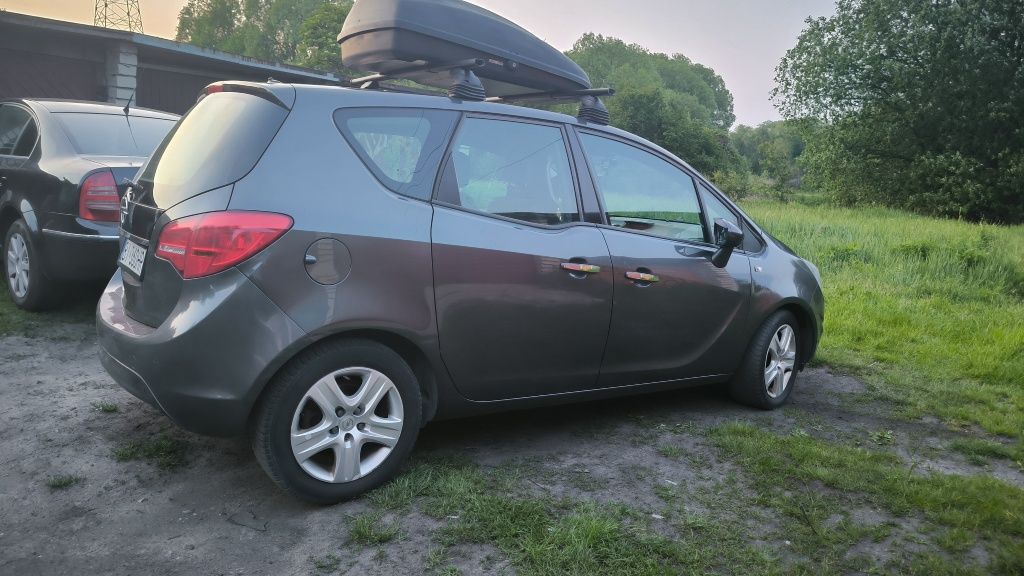 Opel Meriva COSMO LPG 140 KM