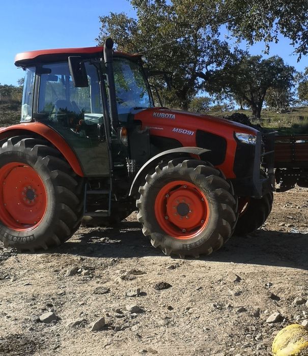 Trator Kubota M5091