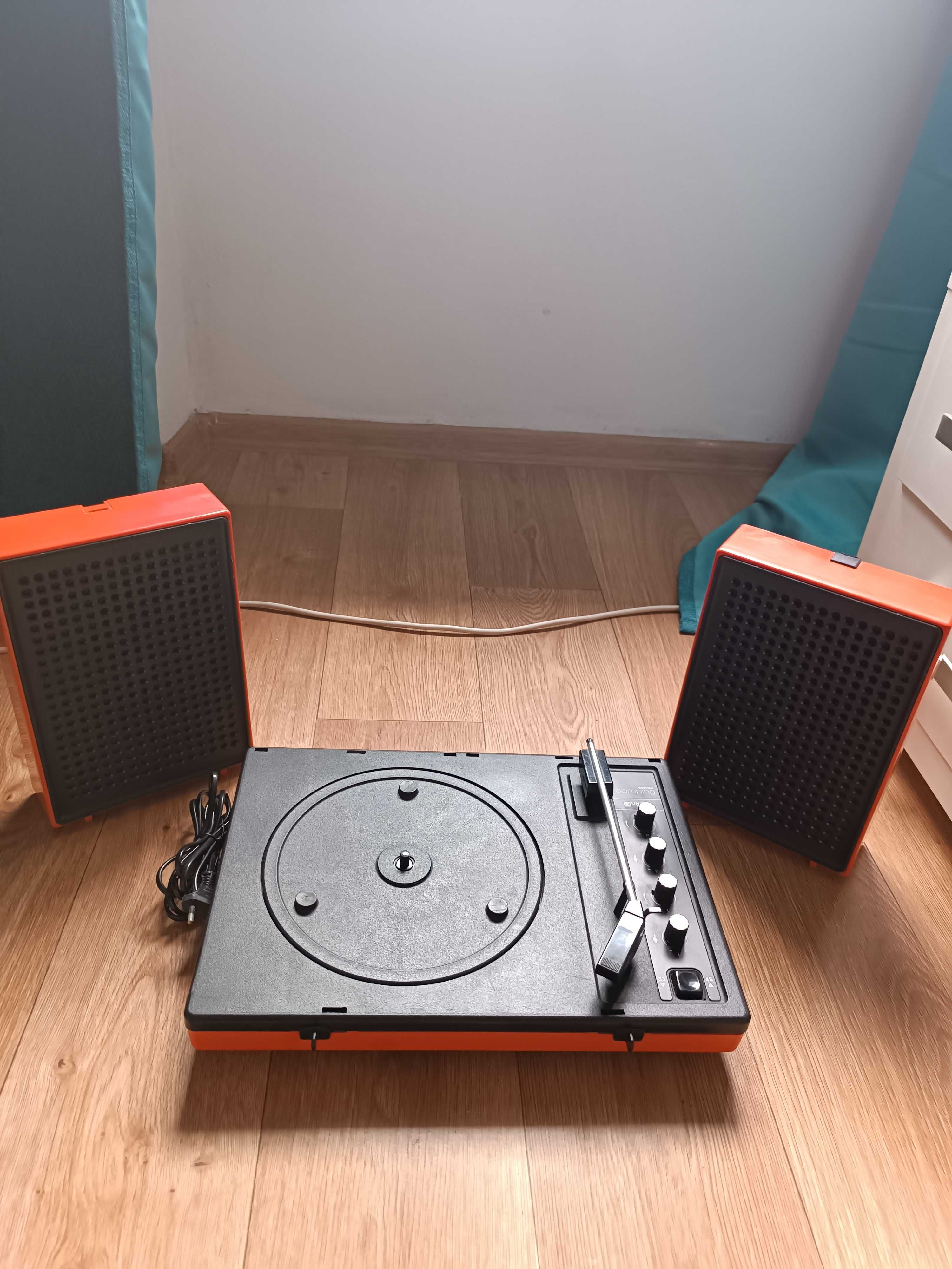 Gramofon unitra wg-700f z wzmacniaczem i głośniki
