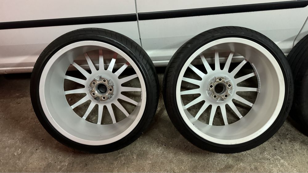 Felgi OZ Racing Superturismo 20” 5x108 + Opony Goodyear Eagle 255/35