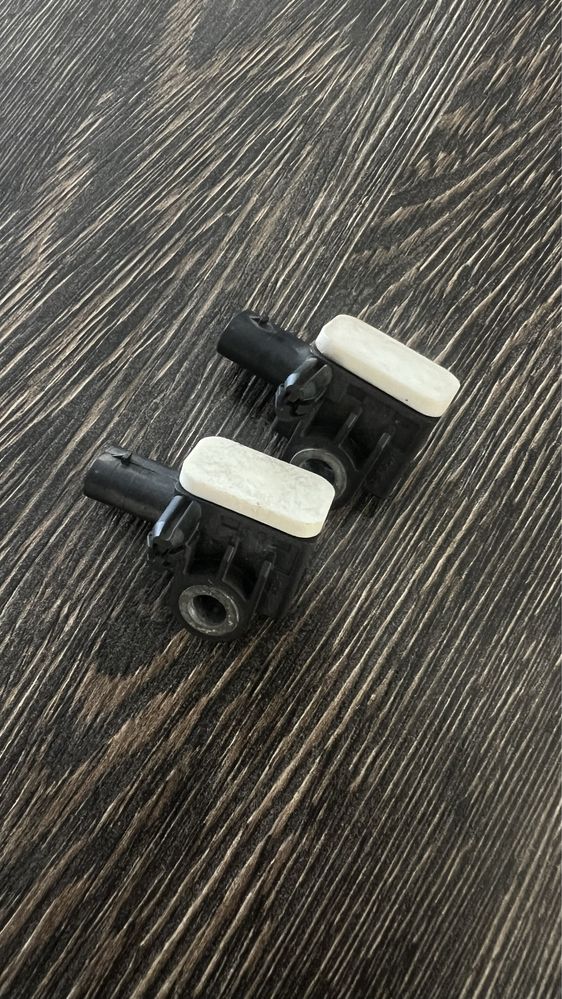 Датчик удару (Crash Sensor) A1668210151 / 56054085AA