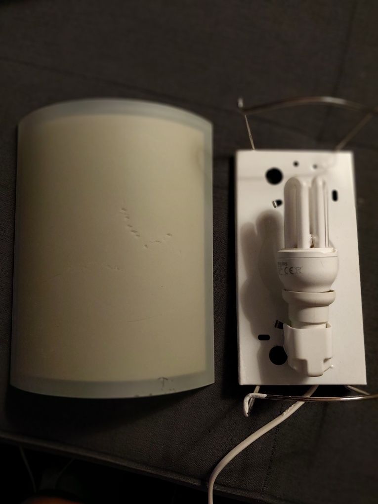 Kinkiet / lampa na ścianę