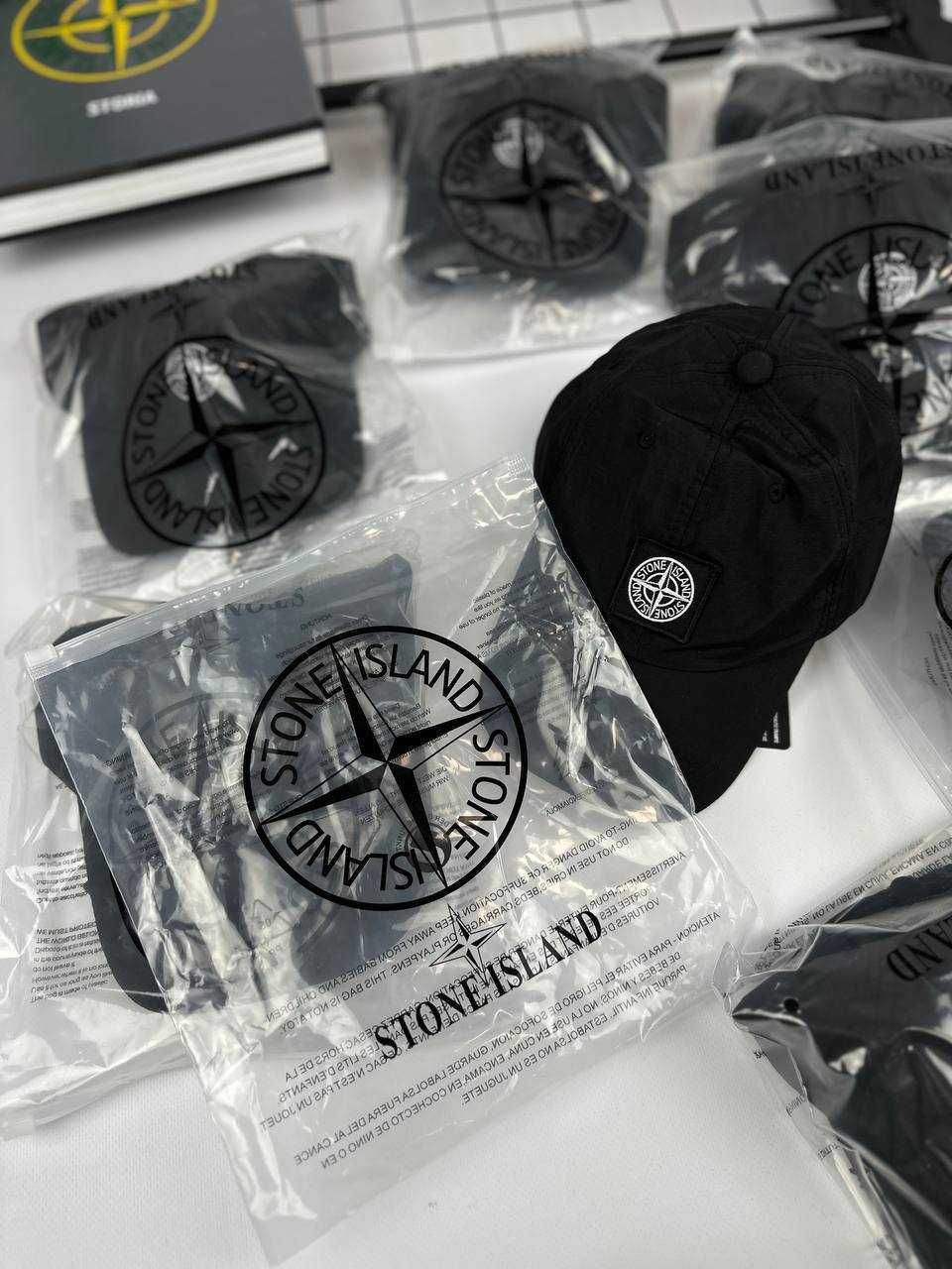 Водовідштовхувальна Кепка Stone Island