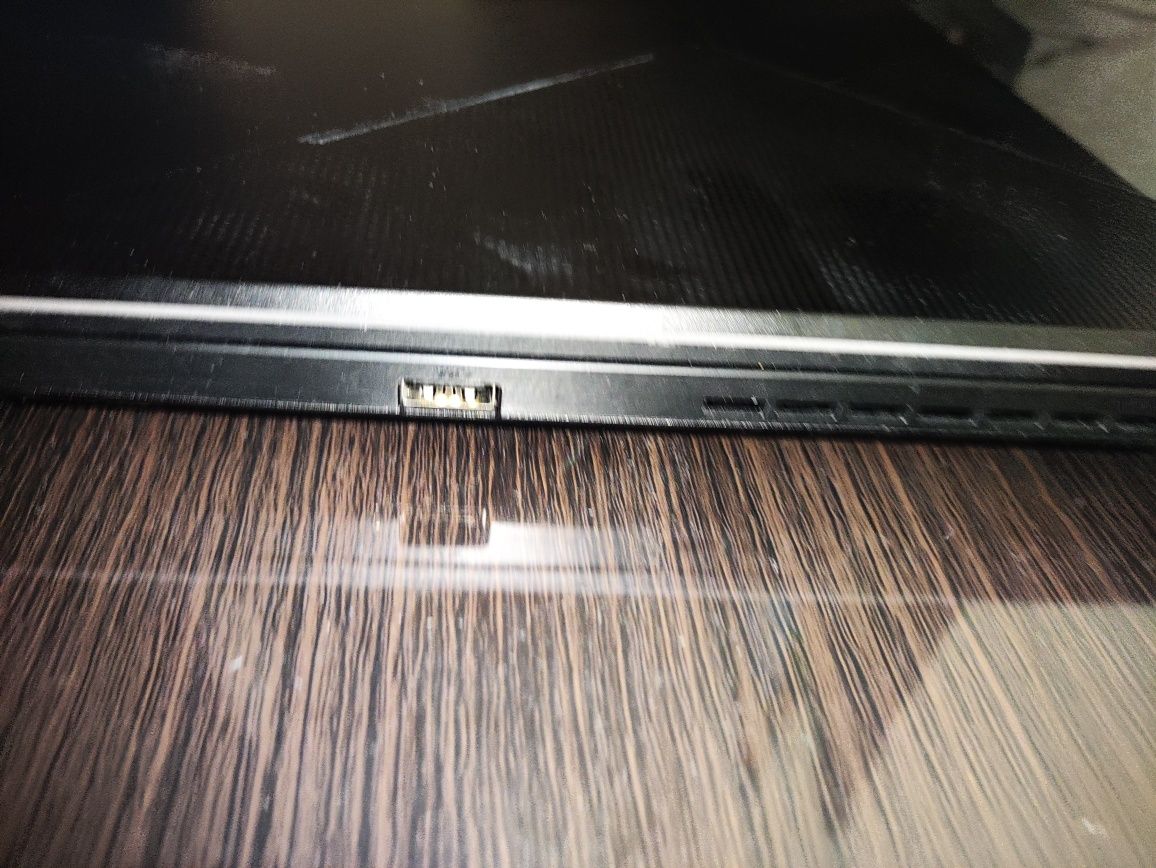 Laptop gamingowy Asus F17 Fx706H