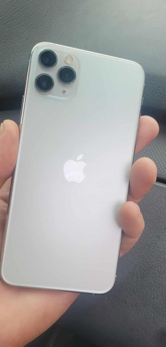 Айфон 11 Pro Max на 512гб