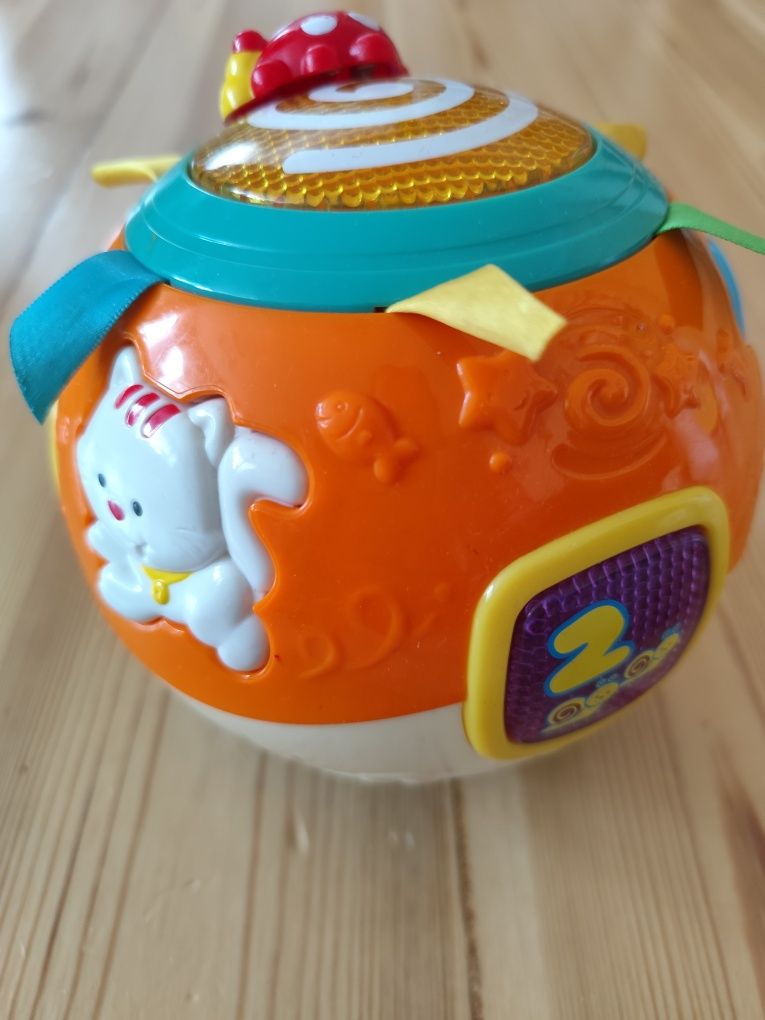 Zabawka migoczącą kula hula do raczkowania interaktywna 
Vtech migoczą