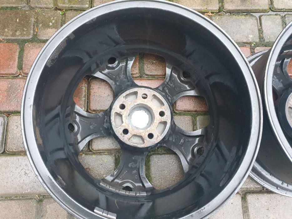 Диски BMW r18 5x120 9j Et40