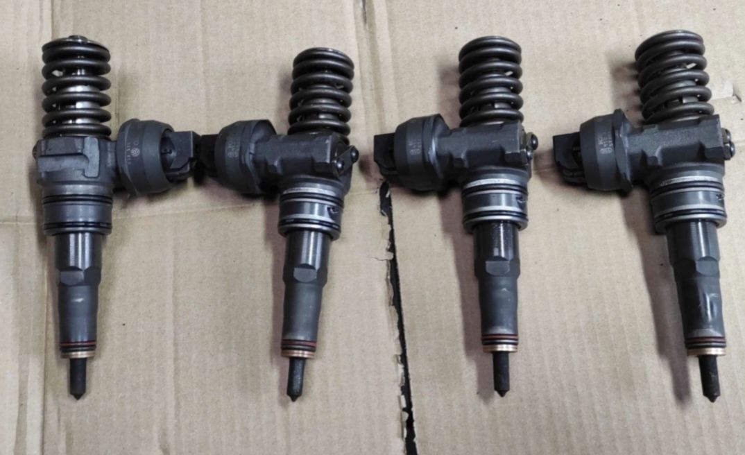 Насос форсунки 1.9 TDI  з Т5